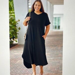 Elegant Black Maxi Dress